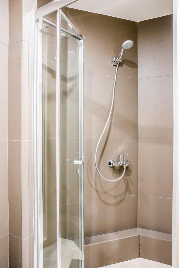 A25 Pristine & Sunny Flat With Balcony At Downtown Athens Apartment Bagian luar foto